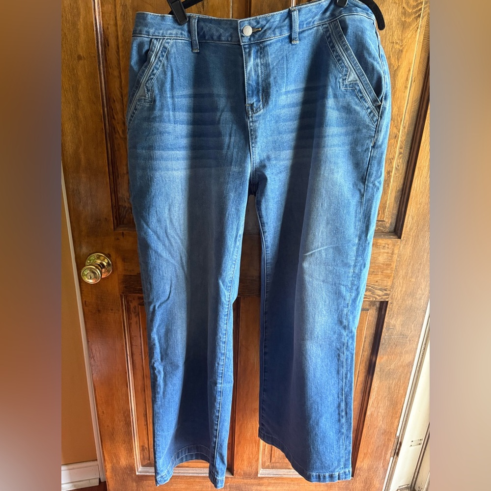 Flamingals nwot wide leg jeans 3xl (18-20w)